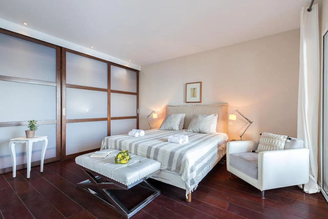 Marinieres - Incredible View Over The Bay Villefranche-sur-Mer Apartment