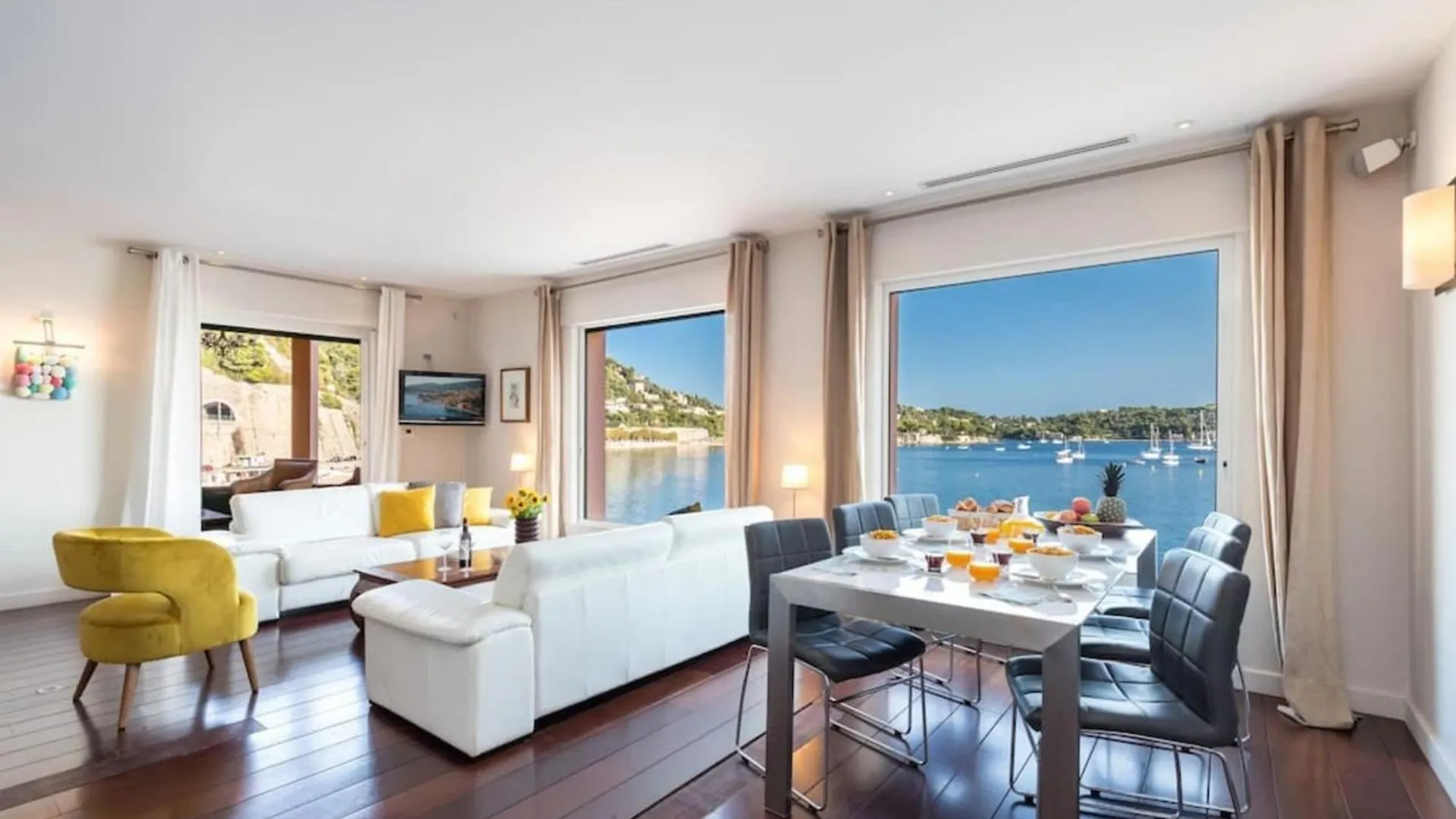 Marinieres - Incredible View Over The Bay location